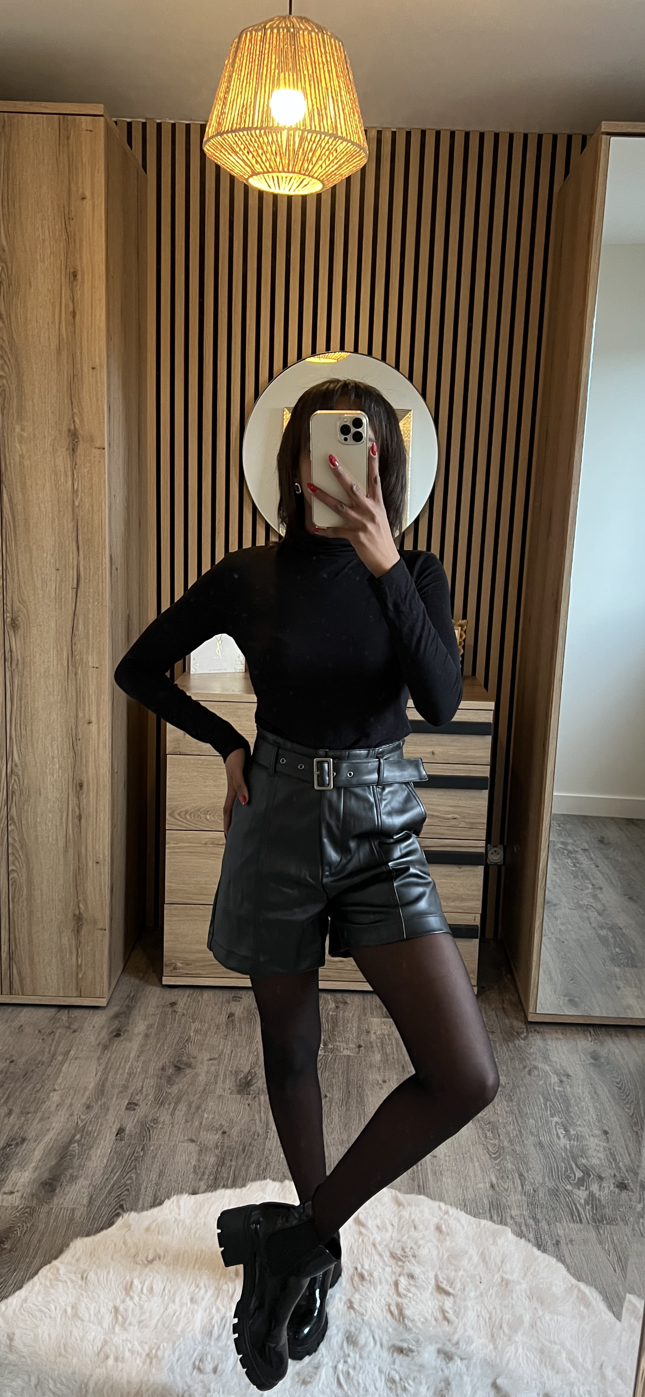 Short simili Alina